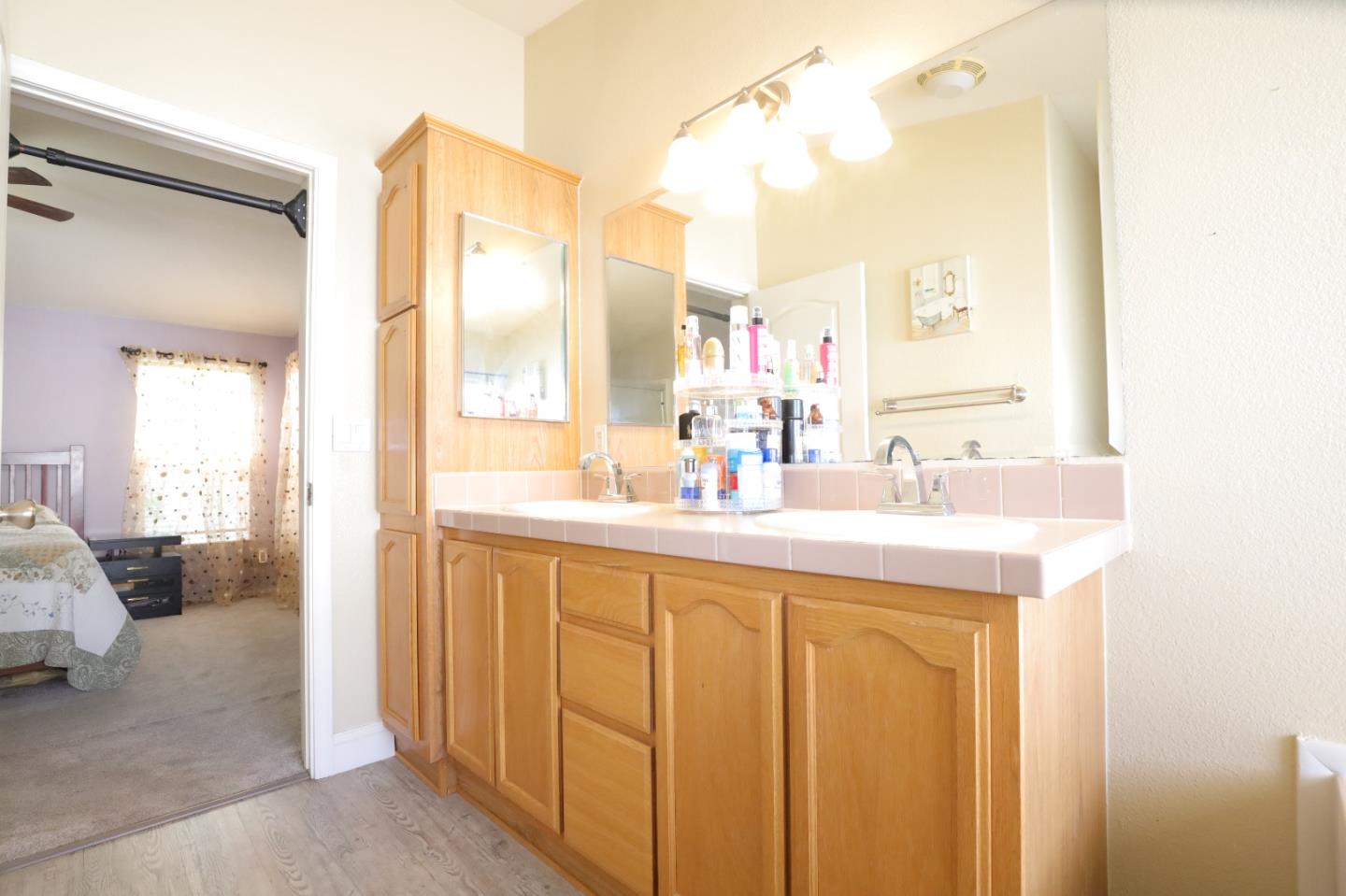 Detail Gallery Image 56 of 61 For 165 Blossom Hl #104,  San Jose,  CA 95123 - 3 Beds | 2 Baths