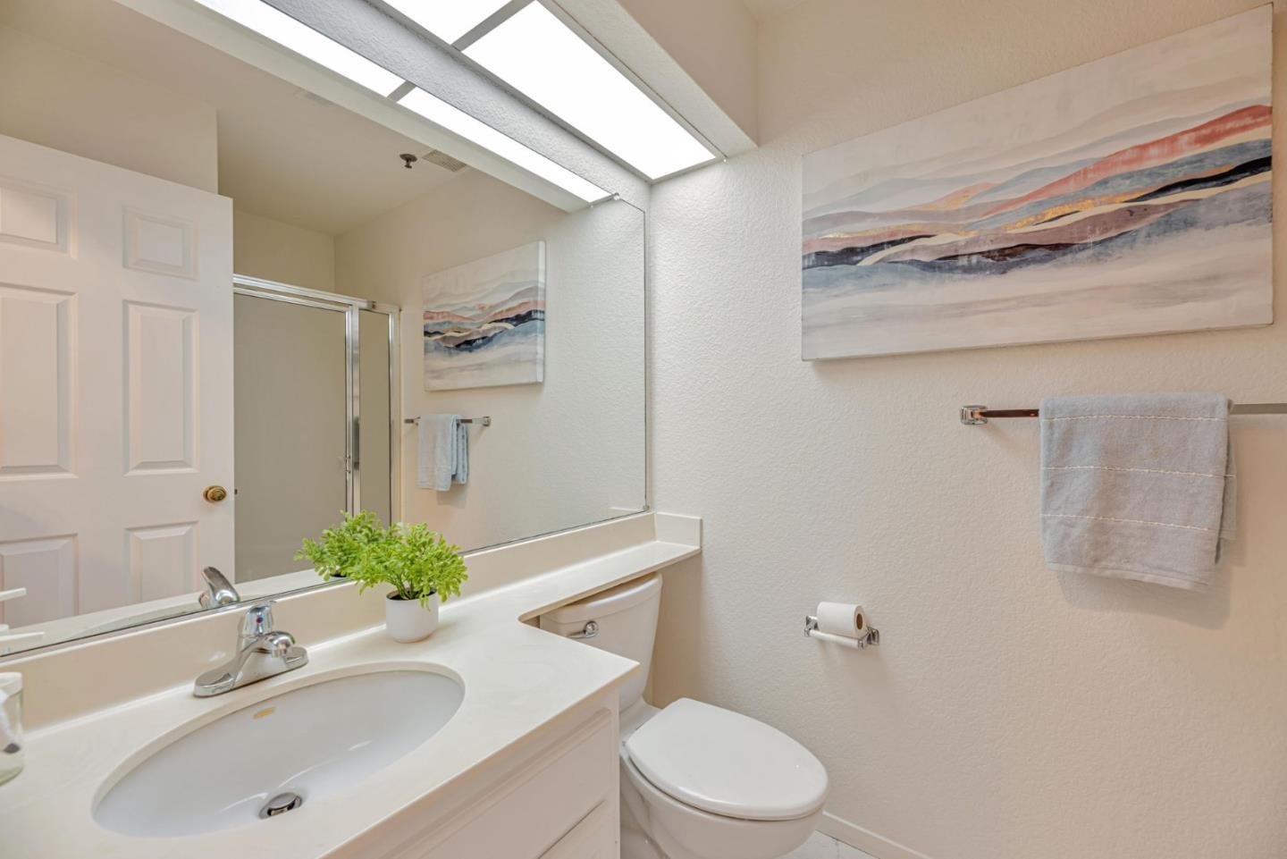 Detail Gallery Image 17 of 44 For 110 Cityview Dr, Daly City,  CA 94014 - 2 Beds | 3 Baths