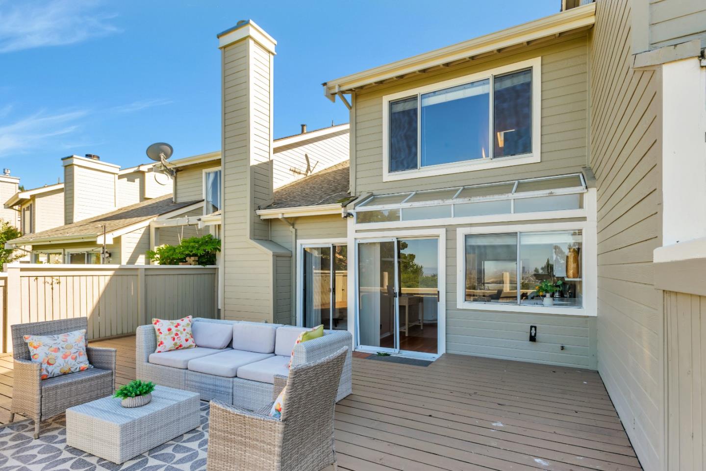 Detail Gallery Image 32 of 44 For 110 Cityview Dr, Daly City,  CA 94014 - 2 Beds | 3 Baths