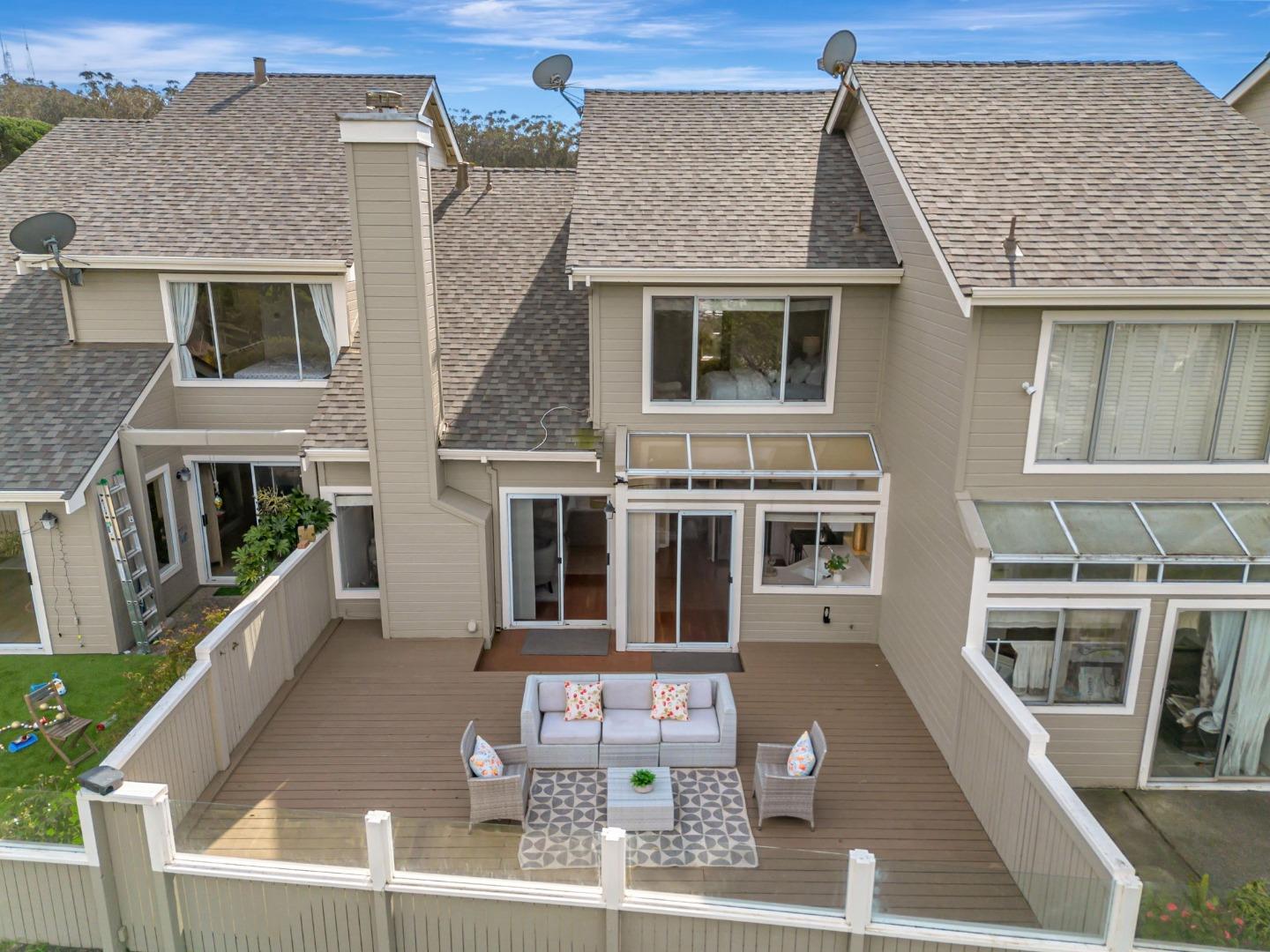 Detail Gallery Image 34 of 44 For 110 Cityview Dr, Daly City,  CA 94014 - 2 Beds | 3 Baths