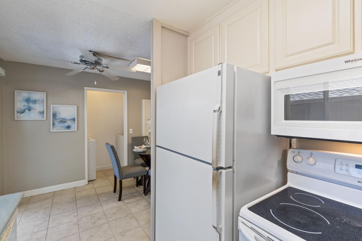 Detail Gallery Image 10 of 26 For 1544 Glenpine Dr, San Jose,  CA 95125 - 3 Beds | 2/1 Baths