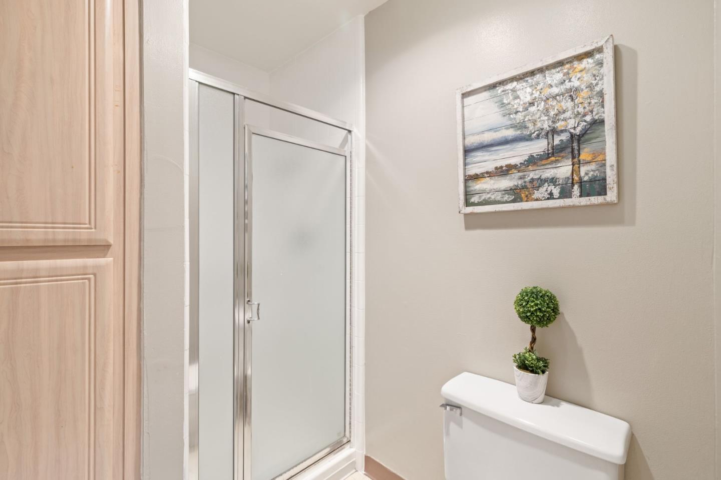 Detail Gallery Image 15 of 26 For 1544 Glenpine Dr, San Jose,  CA 95125 - 3 Beds | 2/1 Baths