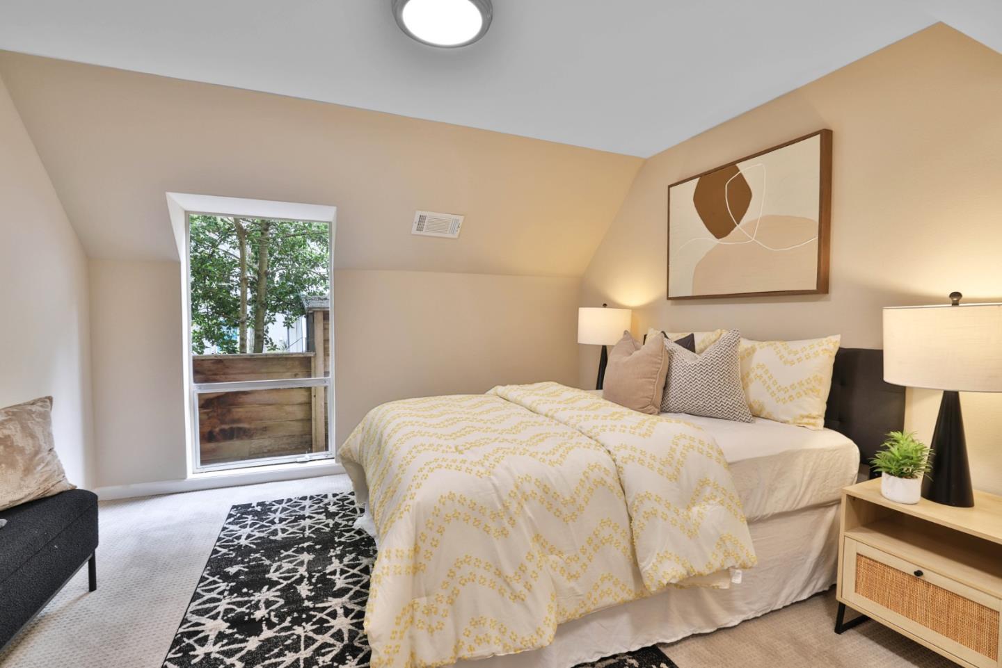 Detail Gallery Image 25 of 40 For 1815 Woodhaven Way, Oakland,  CA 94611 - 6 Beds | 2/2 Baths