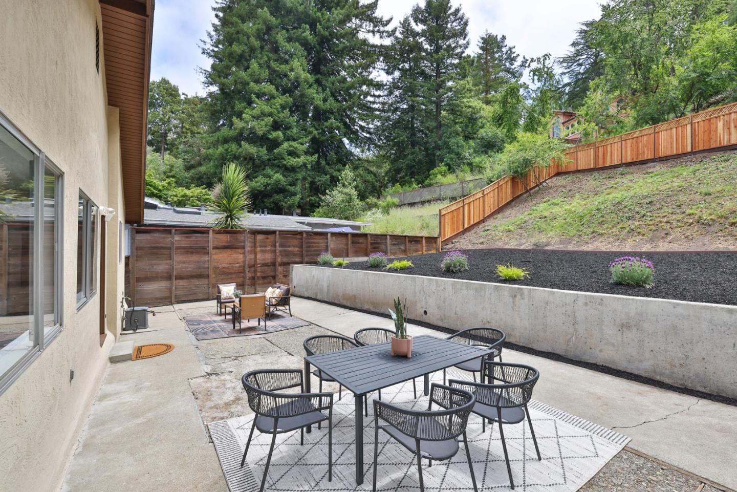 Detail Gallery Image 32 of 40 For 1815 Woodhaven Way, Oakland,  CA 94611 - 6 Beds | 2/2 Baths