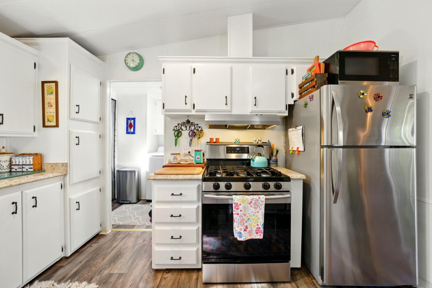 Detail Gallery Image 16 of 48 For 1117 Baldwin St #6,  Salinas,  CA 93906 - 3 Beds | 2 Baths