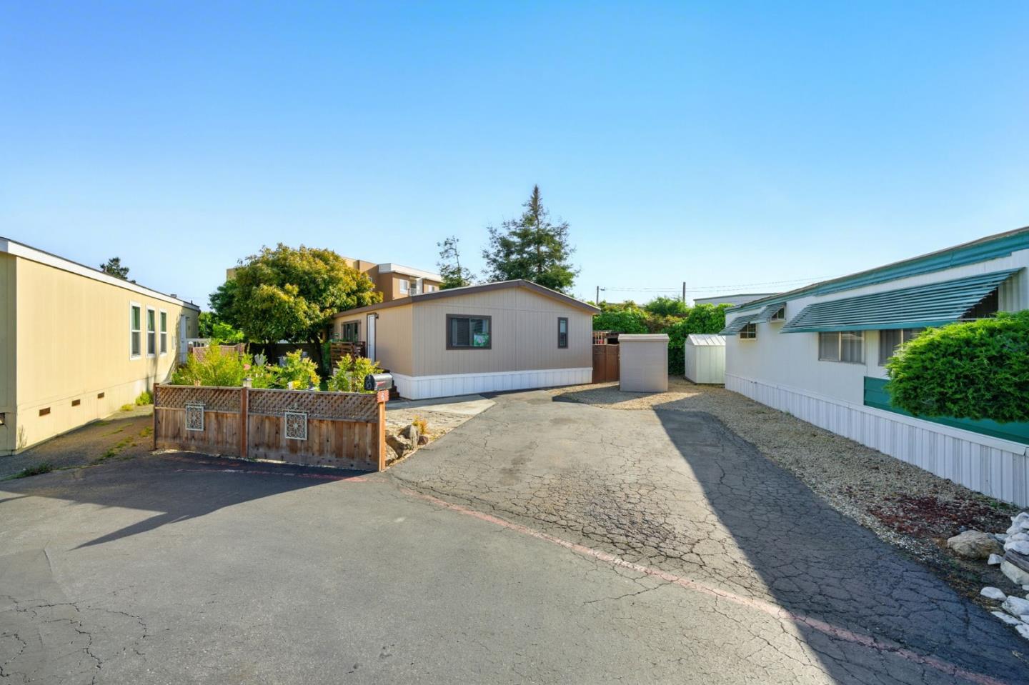 Detail Gallery Image 2 of 48 For 1117 Baldwin St #6,  Salinas,  CA 93906 - 3 Beds | 2 Baths