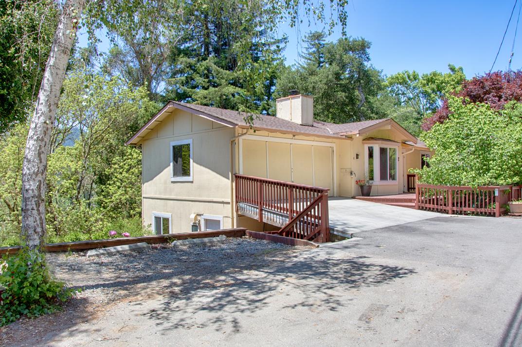 Detail Gallery Image 4 of 29 For 41 Grandview Ave, Felton,  CA 95018 - 4 Beds | 2/1 Baths