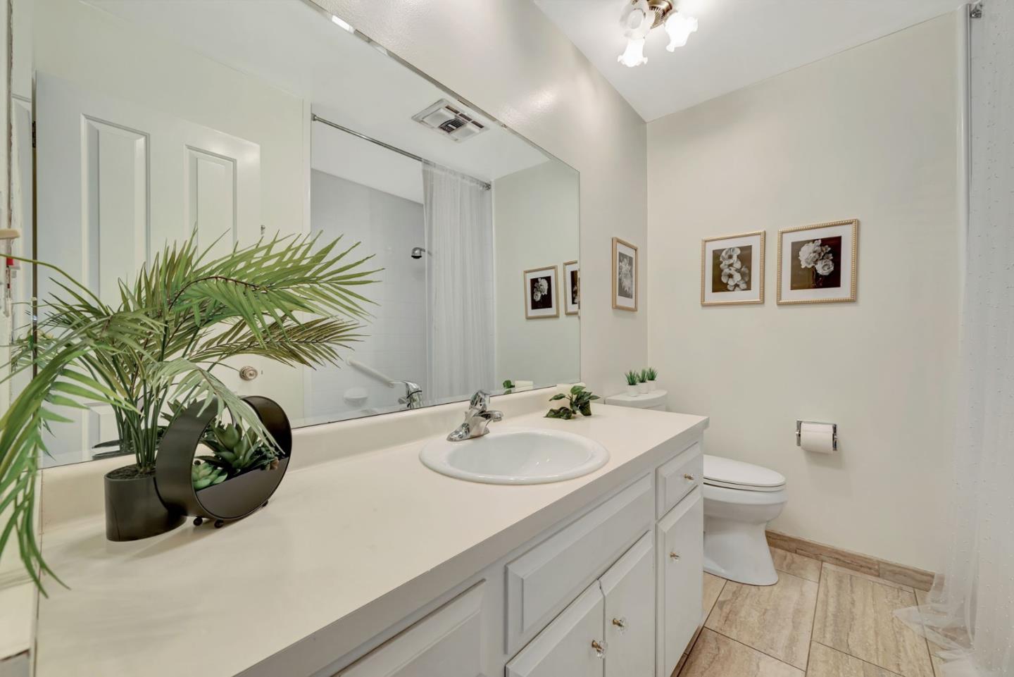 Detail Gallery Image 24 of 33 For 1898 Meridian Ave #20,  San Jose,  CA 95125 - 2 Beds | 2 Baths