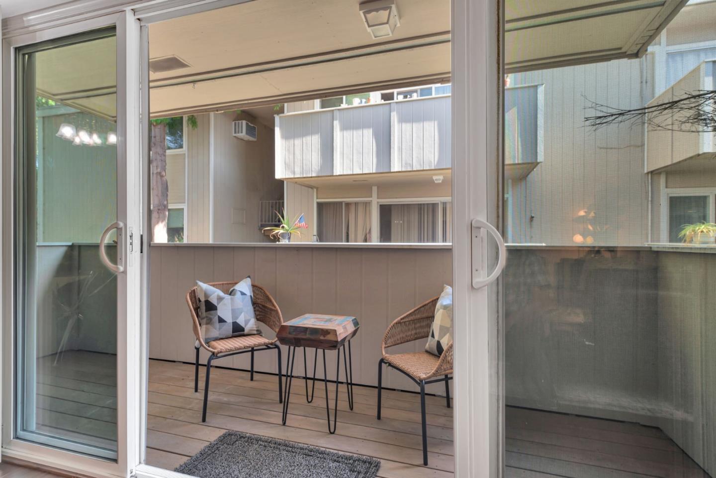 Detail Gallery Image 26 of 33 For 1898 Meridian Ave #20,  San Jose,  CA 95125 - 2 Beds | 2 Baths