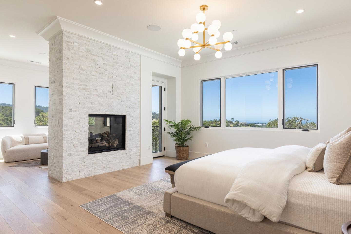 Detail Gallery Image 16 of 44 For 8220 Manjares Rd, Monterey,  CA 93940 - 4 Beds | 4/3 Baths