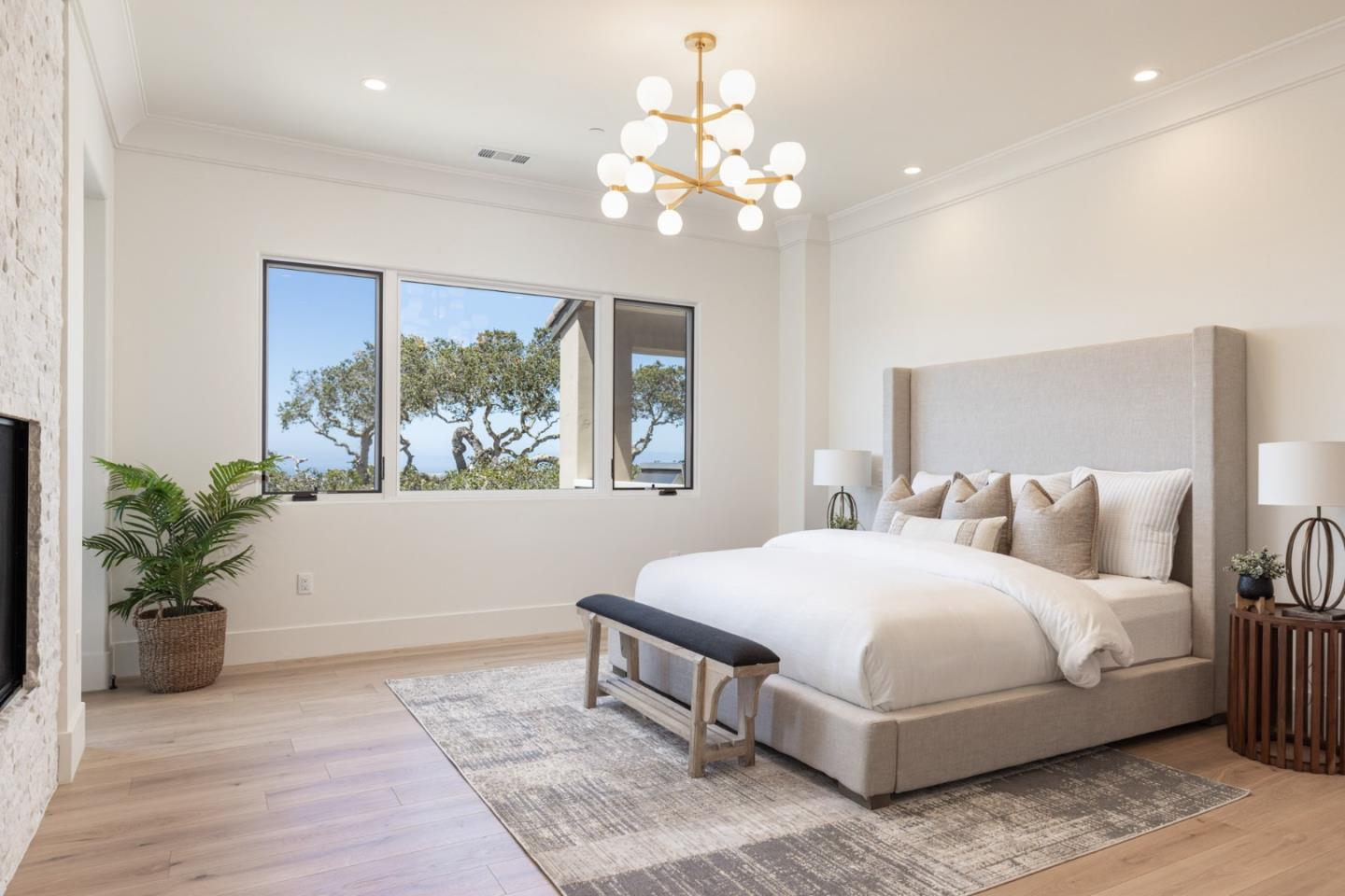 Detail Gallery Image 17 of 44 For 8220 Manjares Rd, Monterey,  CA 93940 - 4 Beds | 4/3 Baths