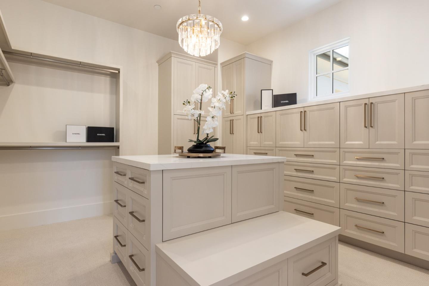 Detail Gallery Image 22 of 44 For 8220 Manjares Rd, Monterey,  CA 93940 - 4 Beds | 4/3 Baths