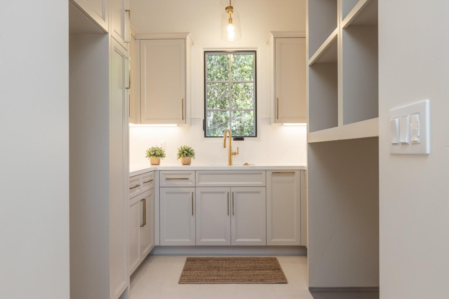 Detail Gallery Image 25 of 44 For 8220 Manjares Rd, Monterey,  CA 93940 - 4 Beds | 4/3 Baths
