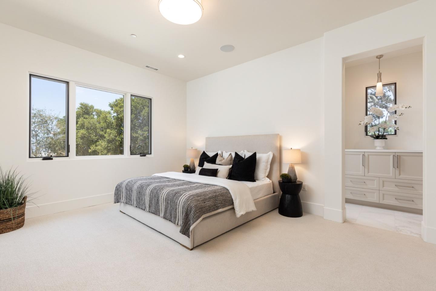 Detail Gallery Image 34 of 44 For 8220 Manjares Rd, Monterey,  CA 93940 - 4 Beds | 4/3 Baths