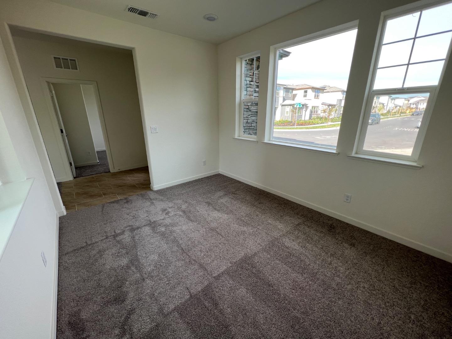 Detail Gallery Image 10 of 43 For 2800 High Tide Ave, Sacramento,  CA 95833 - 4 Beds | 3 Baths