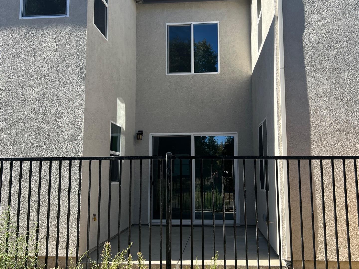 Detail Gallery Image 4 of 43 For 2800 High Tide Ave, Sacramento,  CA 95833 - 4 Beds | 3 Baths