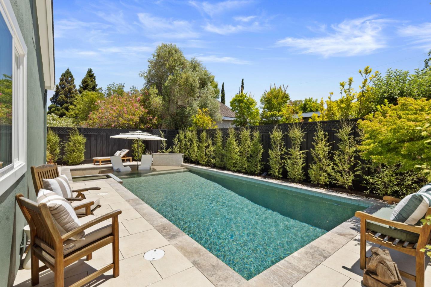Detail Gallery Image 25 of 27 For 2061 Oakley Ave, Menlo Park,  CA 94025 - 3 Beds | 2 Baths