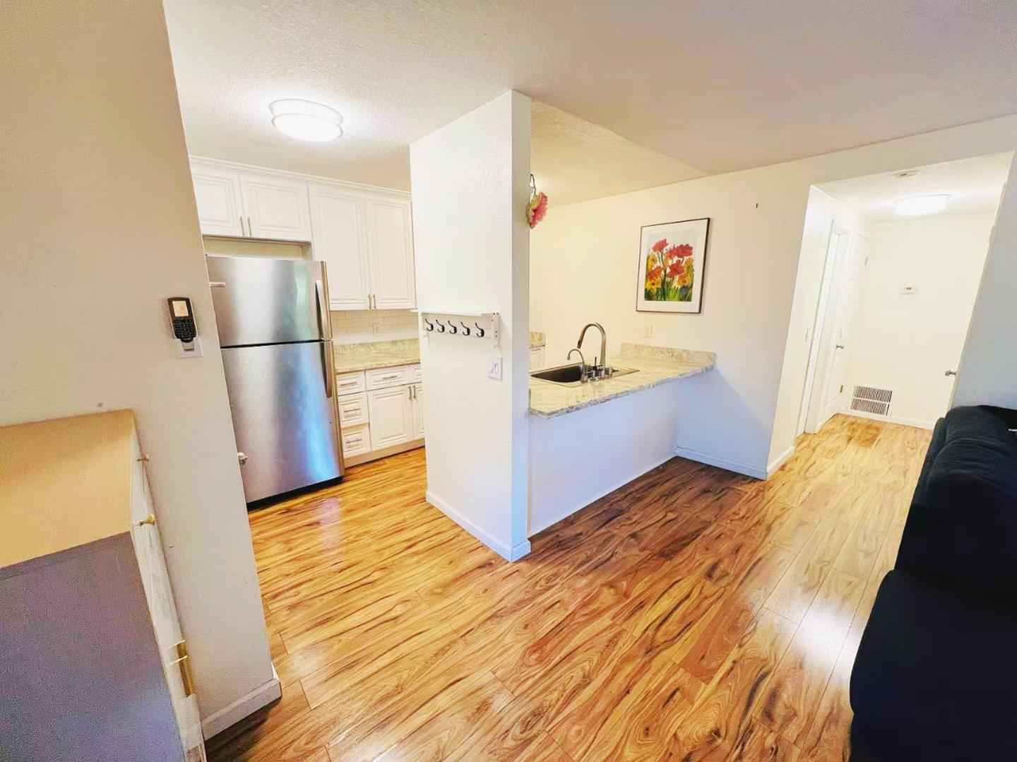 Detail Gallery Image 4 of 22 For 91 Castlebridge Dr, San Jose,  CA 95116 - 2 Beds | 1 Baths