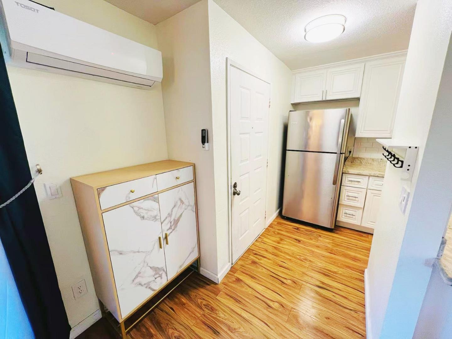 Detail Gallery Image 5 of 22 For 91 Castlebridge Dr, San Jose,  CA 95116 - 2 Beds | 1 Baths