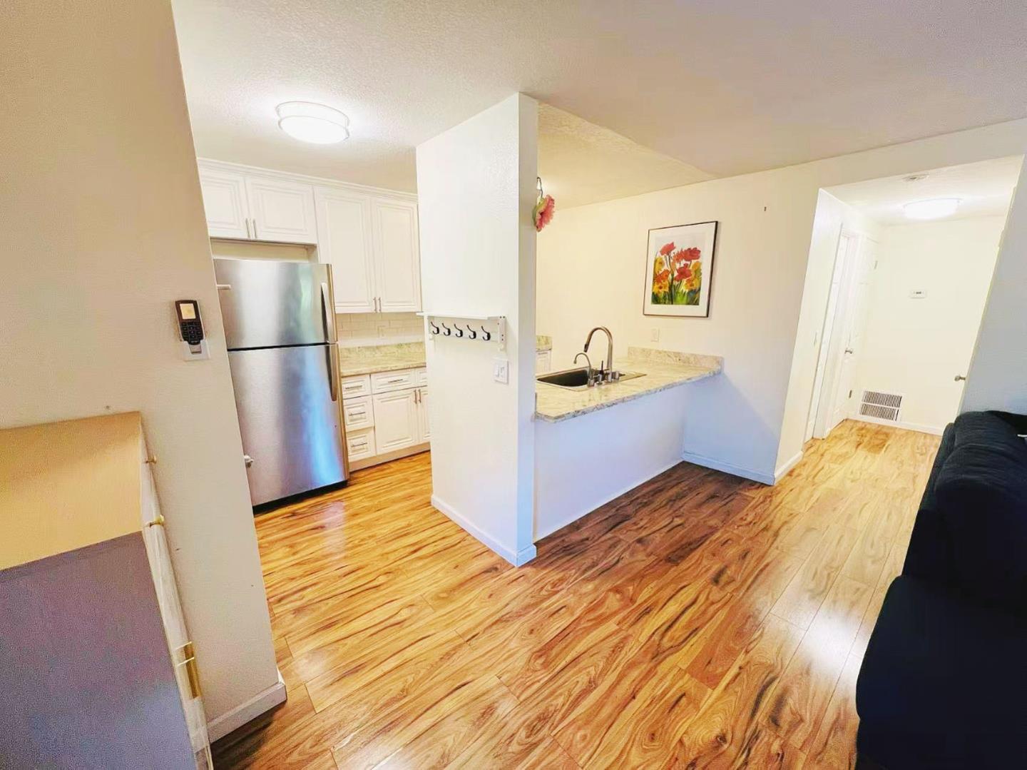 Detail Gallery Image 6 of 22 For 91 Castlebridge Dr, San Jose,  CA 95116 - 2 Beds | 1 Baths