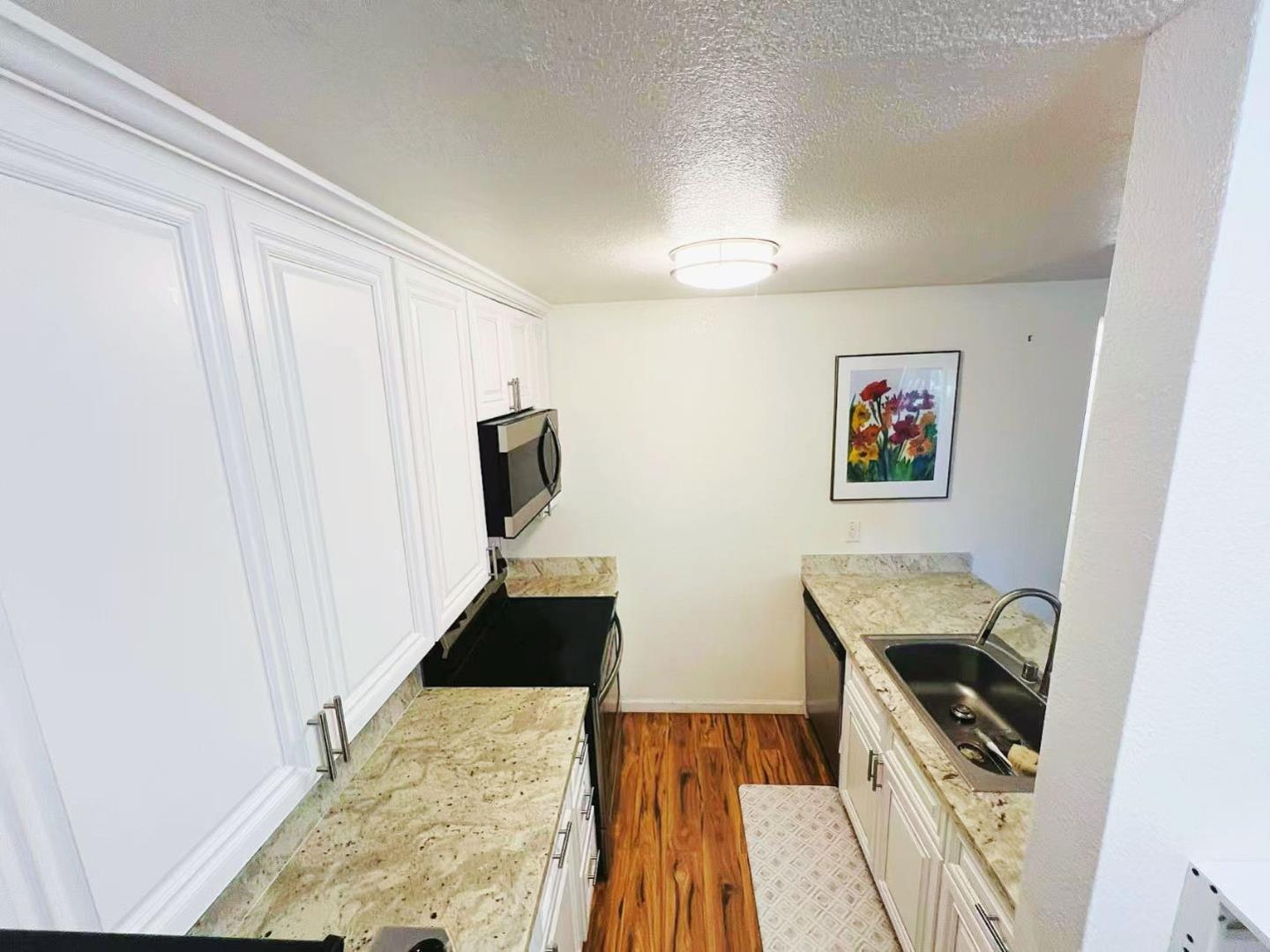 Detail Gallery Image 9 of 22 For 91 Castlebridge Dr, San Jose,  CA 95116 - 2 Beds | 1 Baths