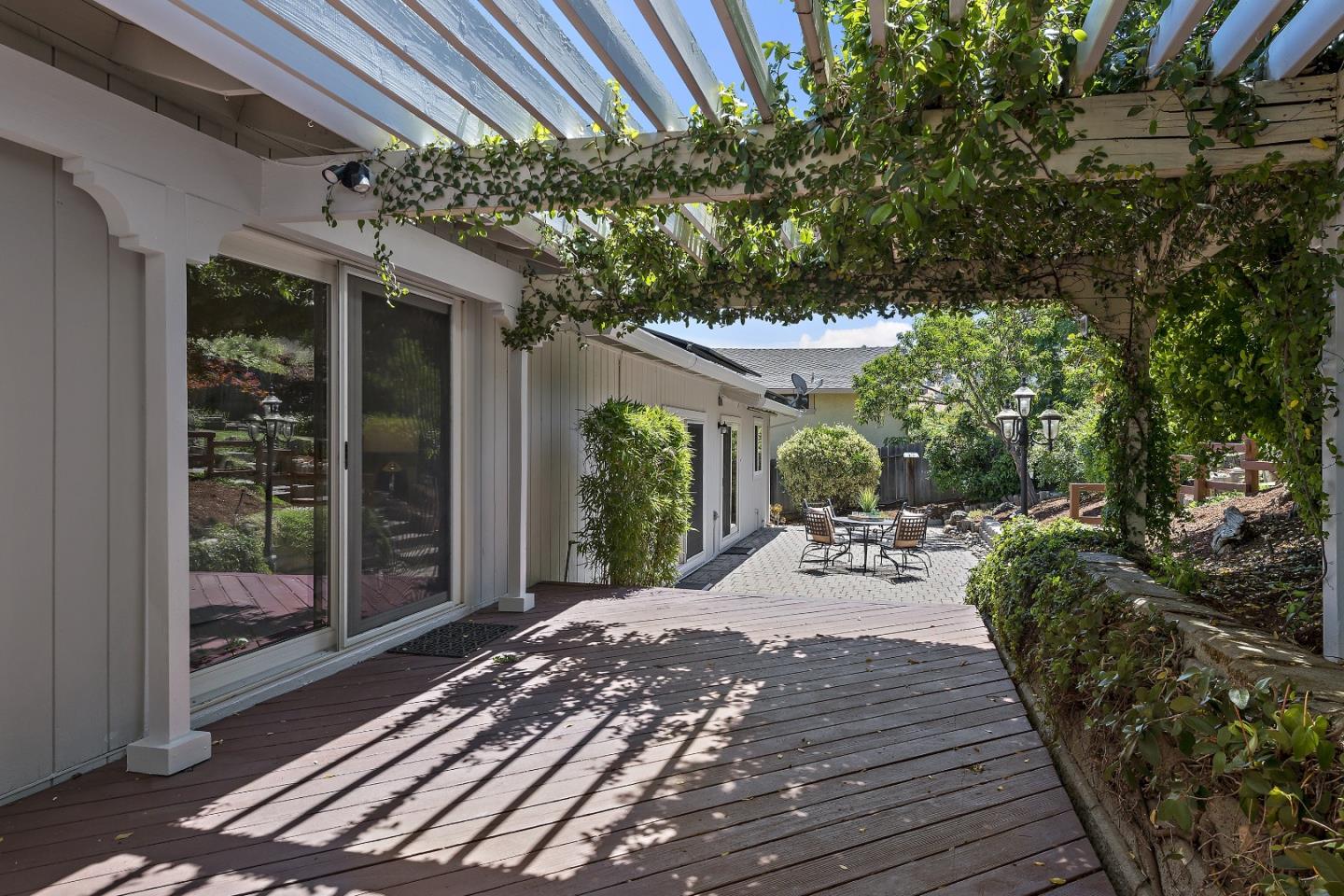Detail Gallery Image 25 of 31 For 714 Colleen Dr, San Jose,  CA 95123 - 4 Beds | 2 Baths