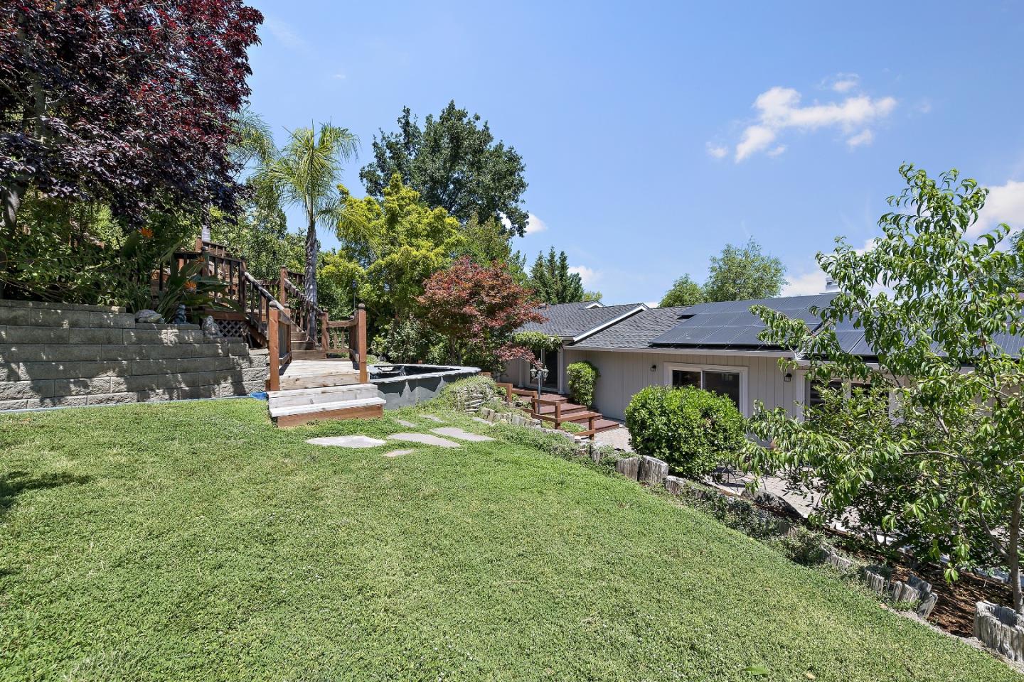 Detail Gallery Image 26 of 31 For 714 Colleen Dr, San Jose,  CA 95123 - 4 Beds | 2 Baths