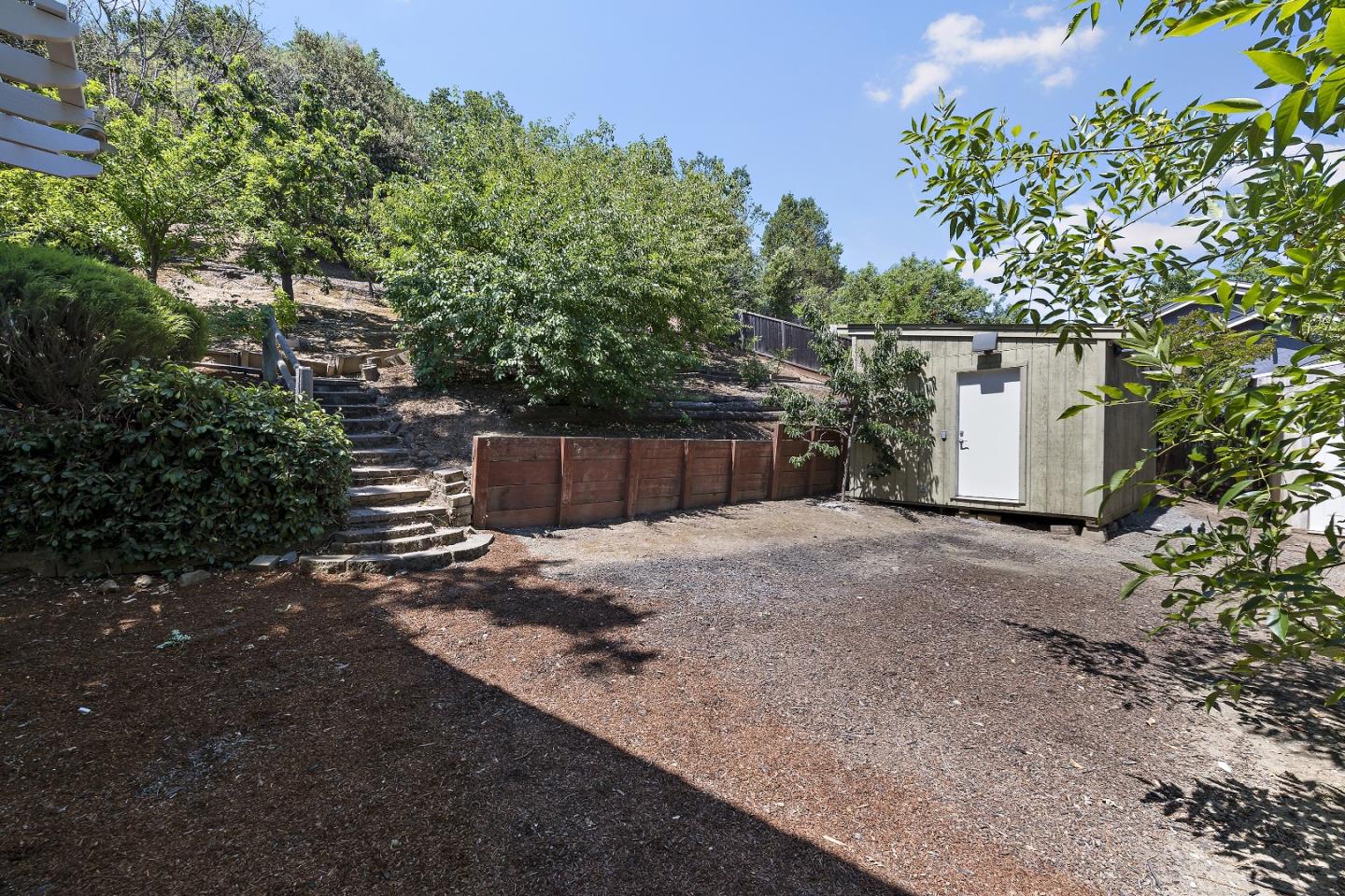 Detail Gallery Image 28 of 31 For 714 Colleen Dr, San Jose,  CA 95123 - 4 Beds | 2 Baths