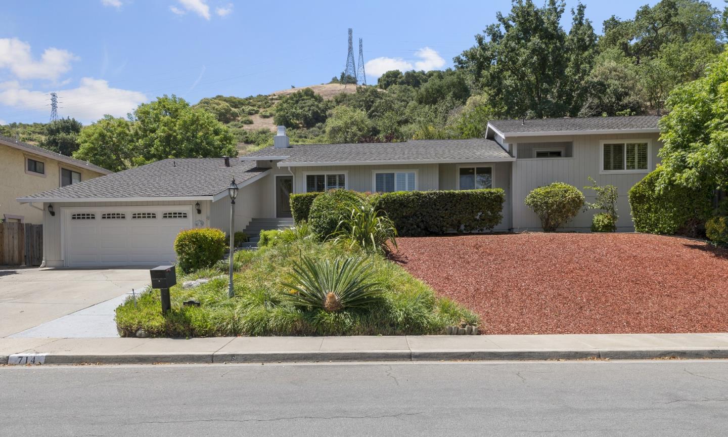 Detail Gallery Image 31 of 31 For 714 Colleen Dr, San Jose,  CA 95123 - 4 Beds | 2 Baths