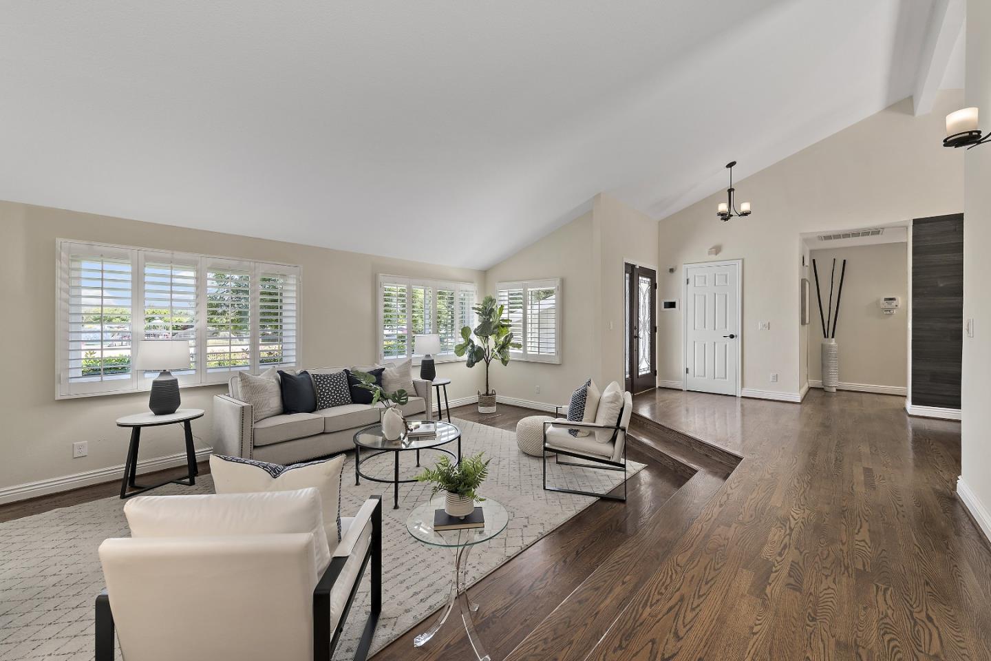 Detail Gallery Image 6 of 31 For 714 Colleen Dr, San Jose,  CA 95123 - 4 Beds | 2 Baths