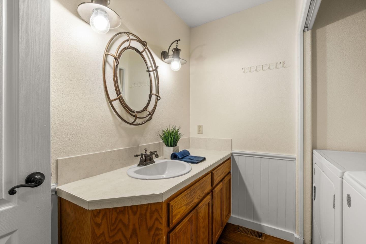Detail Gallery Image 11 of 31 For 300 Carrera Cir, Aptos,  CA 95003 - 3 Beds | 2 Baths