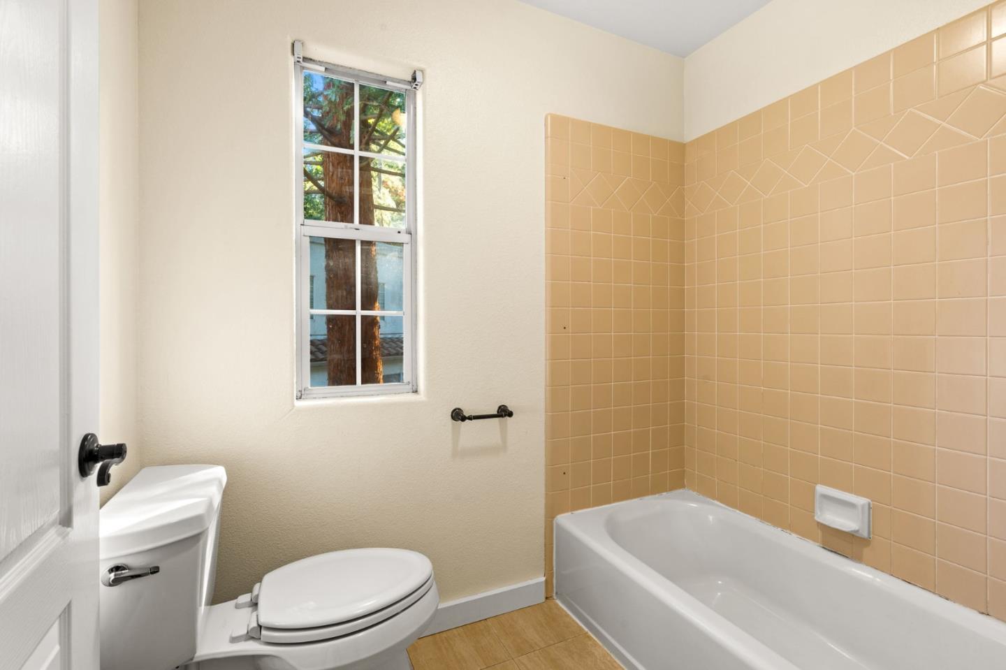 Detail Gallery Image 23 of 31 For 300 Carrera Cir, Aptos,  CA 95003 - 3 Beds | 2 Baths