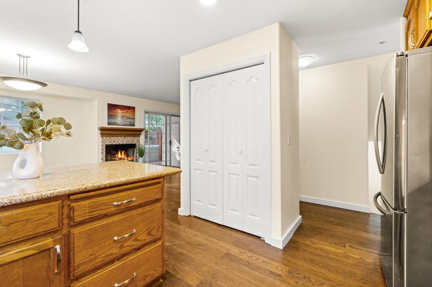 Detail Gallery Image 7 of 31 For 300 Carrera Cir, Aptos,  CA 95003 - 3 Beds | 2 Baths