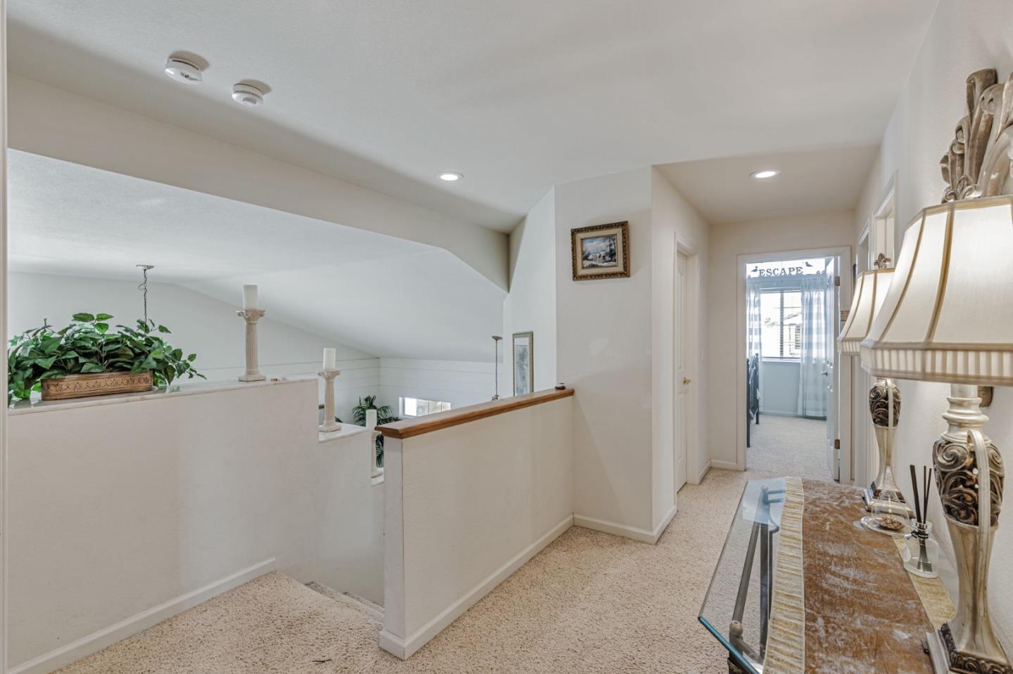 Detail Gallery Image 17 of 45 For 1700 Hemlock Ct, Hollister,  CA 95023 - 4 Beds | 3 Baths