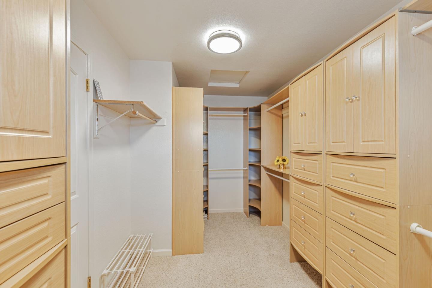 Detail Gallery Image 27 of 45 For 1700 Hemlock Ct, Hollister,  CA 95023 - 4 Beds | 3 Baths