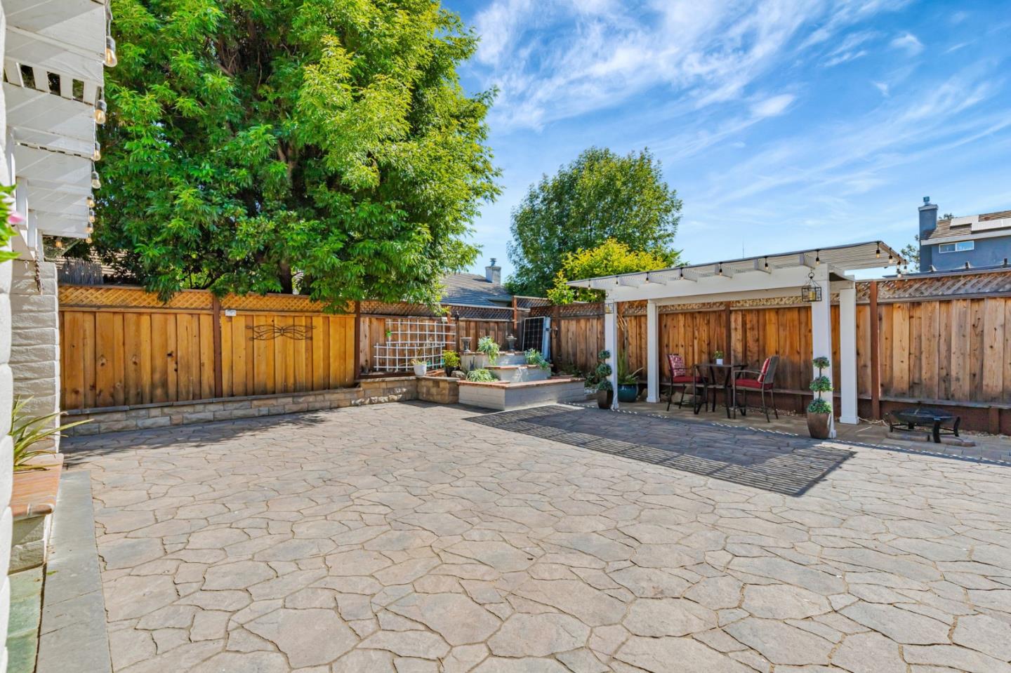 Detail Gallery Image 40 of 45 For 1700 Hemlock Ct, Hollister,  CA 95023 - 4 Beds | 3 Baths
