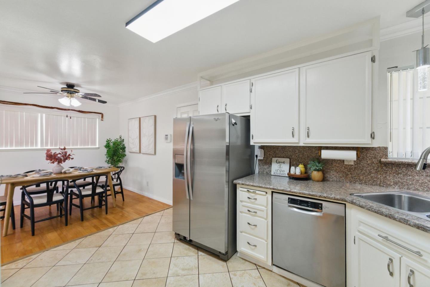 Detail Gallery Image 11 of 27 For 6544 Bollinger Rd, San Jose,  CA 95129 - 3 Beds | 3 Baths