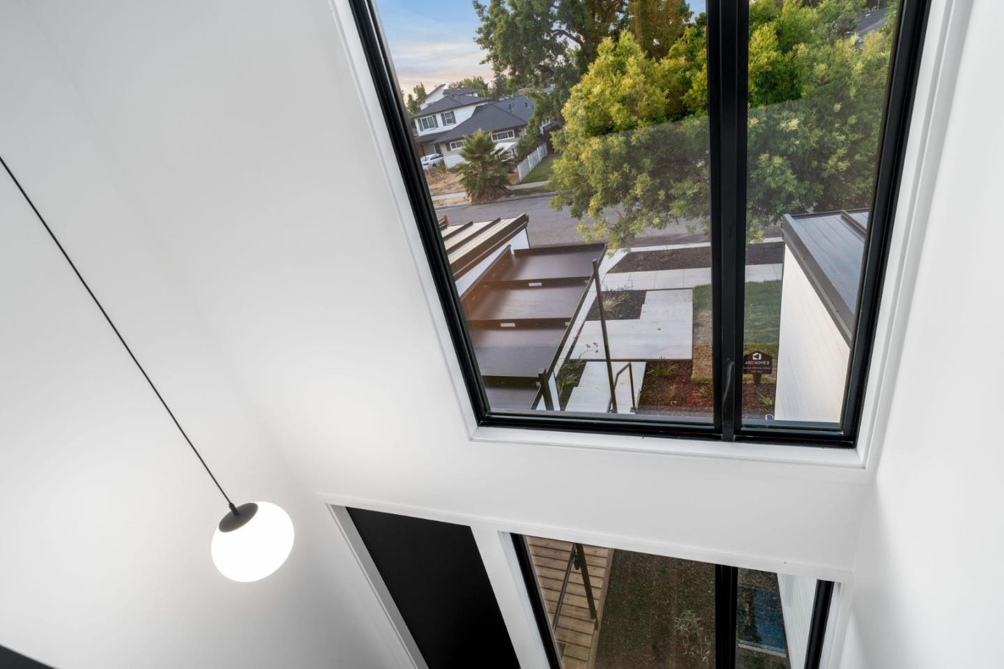 Detail Gallery Image 22 of 43 For 1772 Conrad Ave, San Jose,  CA 95124 - 5 Beds | 3 Baths