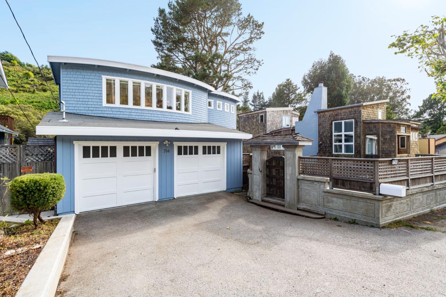 Detail Gallery Image 3 of 54 For 714 Rockaway Beach Ave, Pacifica,  CA 94044 - 4 Beds | 3 Baths