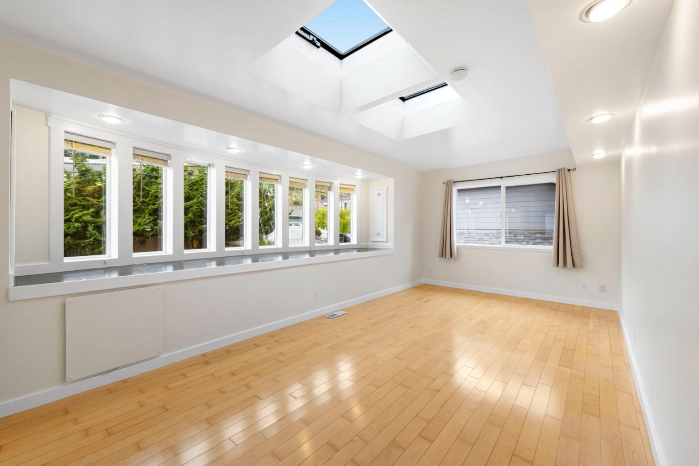 Detail Gallery Image 41 of 54 For 714 Rockaway Beach Ave, Pacifica,  CA 94044 - 4 Beds | 3 Baths
