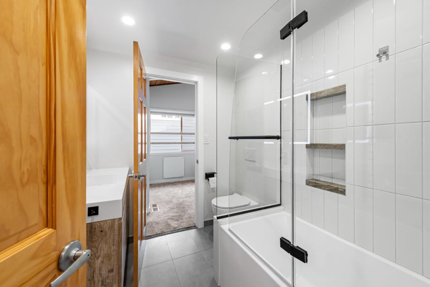 Detail Gallery Image 44 of 54 For 714 Rockaway Beach Ave, Pacifica,  CA 94044 - 4 Beds | 3 Baths