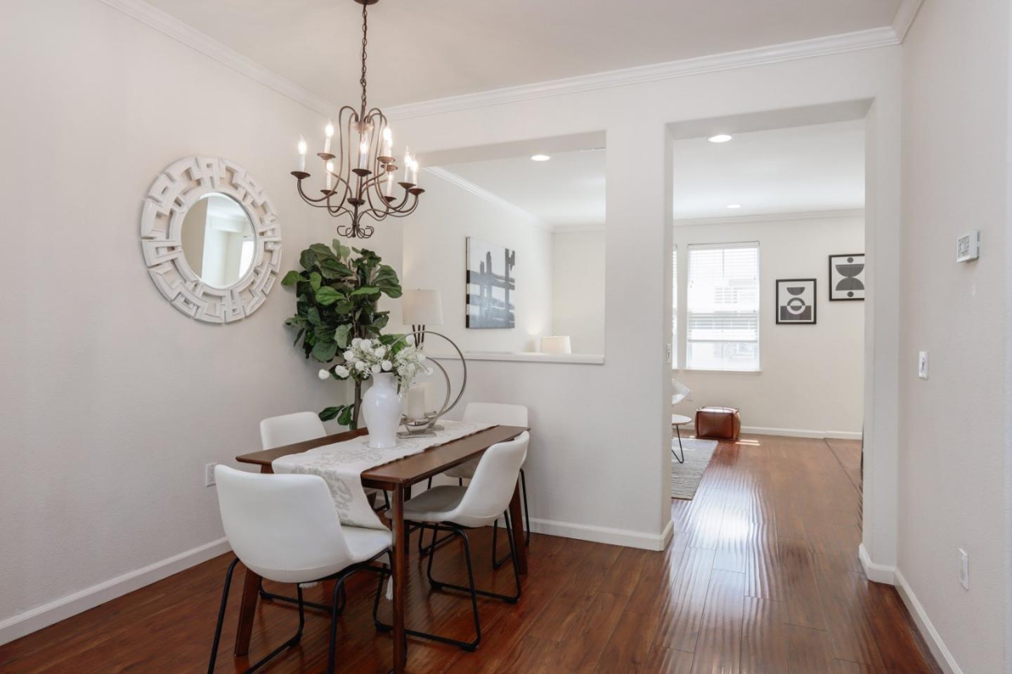 Detail Gallery Image 11 of 46 For 878 Luz Del Sol Loop, Milpitas,  CA 95035 - 3 Beds | 2/1 Baths