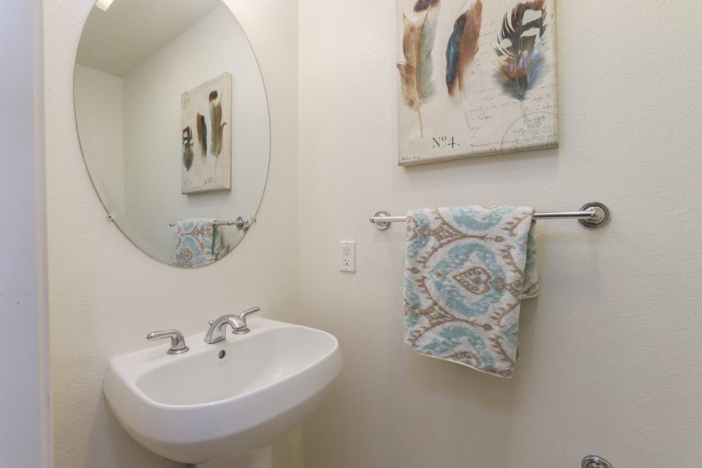 Detail Gallery Image 16 of 46 For 878 Luz Del Sol Loop, Milpitas,  CA 95035 - 3 Beds | 2/1 Baths