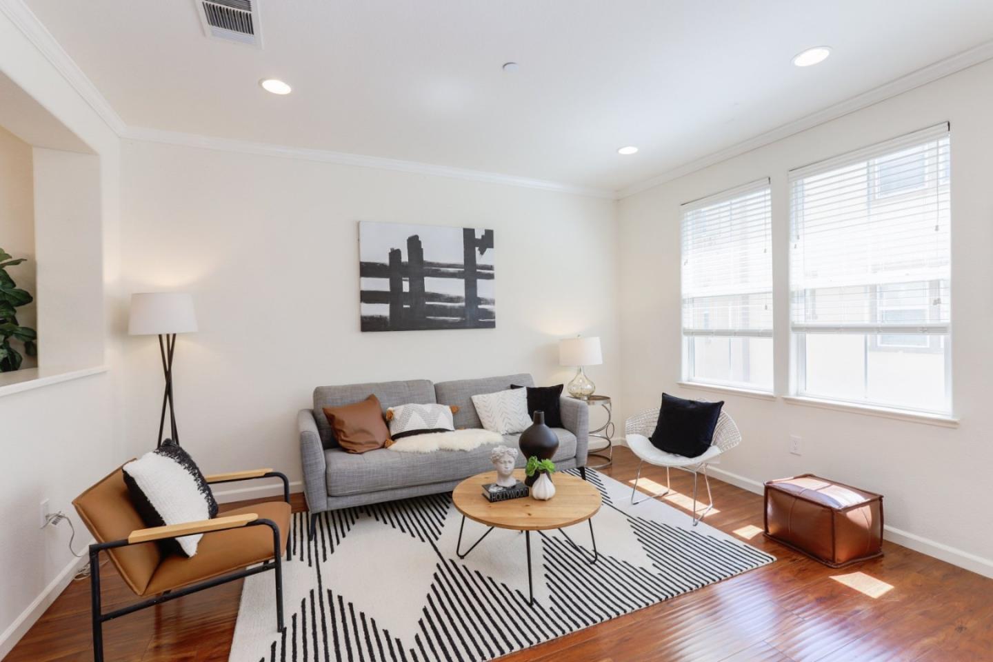 Detail Gallery Image 17 of 46 For 878 Luz Del Sol Loop, Milpitas,  CA 95035 - 3 Beds | 2/1 Baths