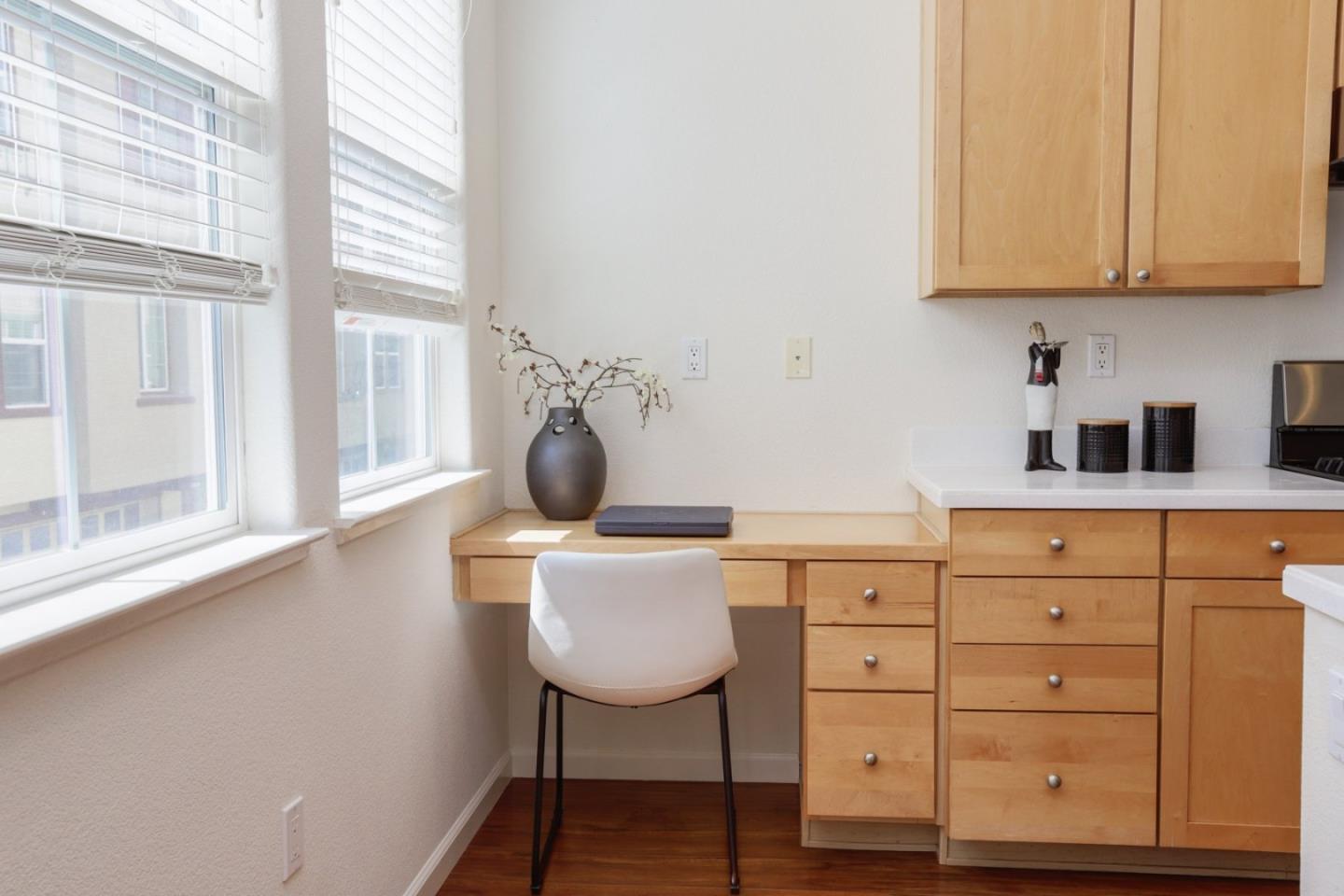 Detail Gallery Image 22 of 46 For 878 Luz Del Sol Loop, Milpitas,  CA 95035 - 3 Beds | 2/1 Baths