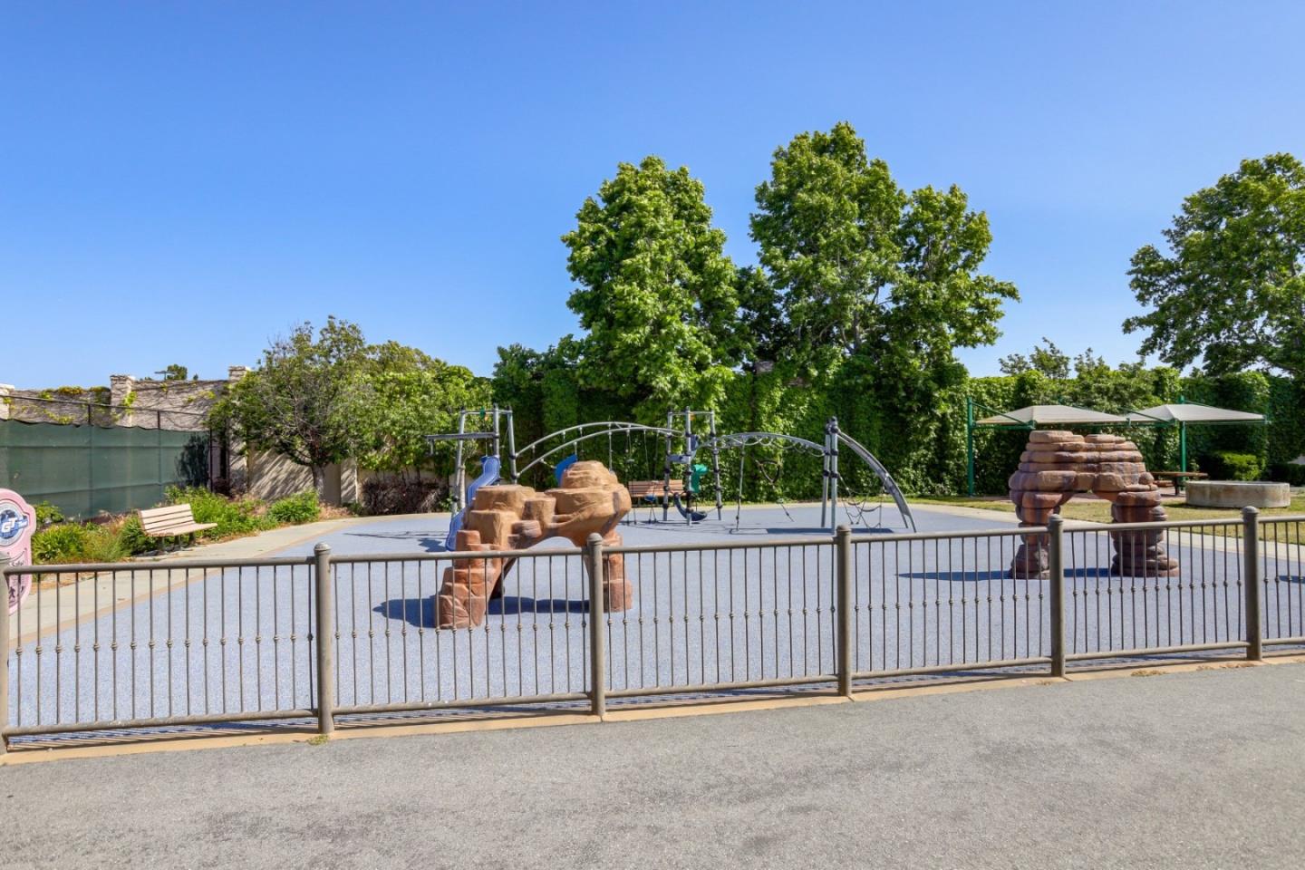 Detail Gallery Image 37 of 46 For 878 Luz Del Sol Loop, Milpitas,  CA 95035 - 3 Beds | 2/1 Baths