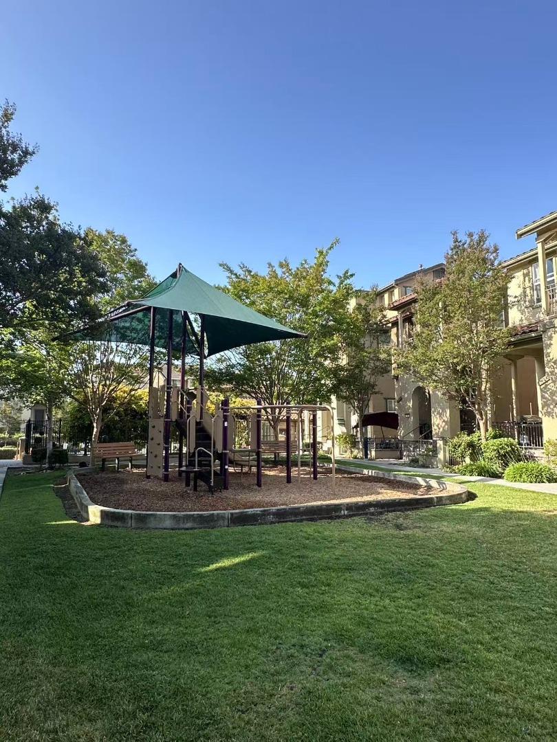 Detail Gallery Image 42 of 46 For 878 Luz Del Sol Loop, Milpitas,  CA 95035 - 3 Beds | 2/1 Baths