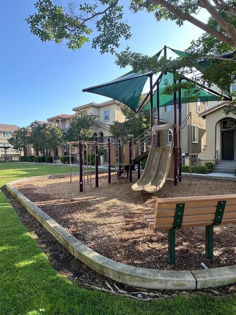 Detail Gallery Image 43 of 46 For 878 Luz Del Sol Loop, Milpitas,  CA 95035 - 3 Beds | 2/1 Baths