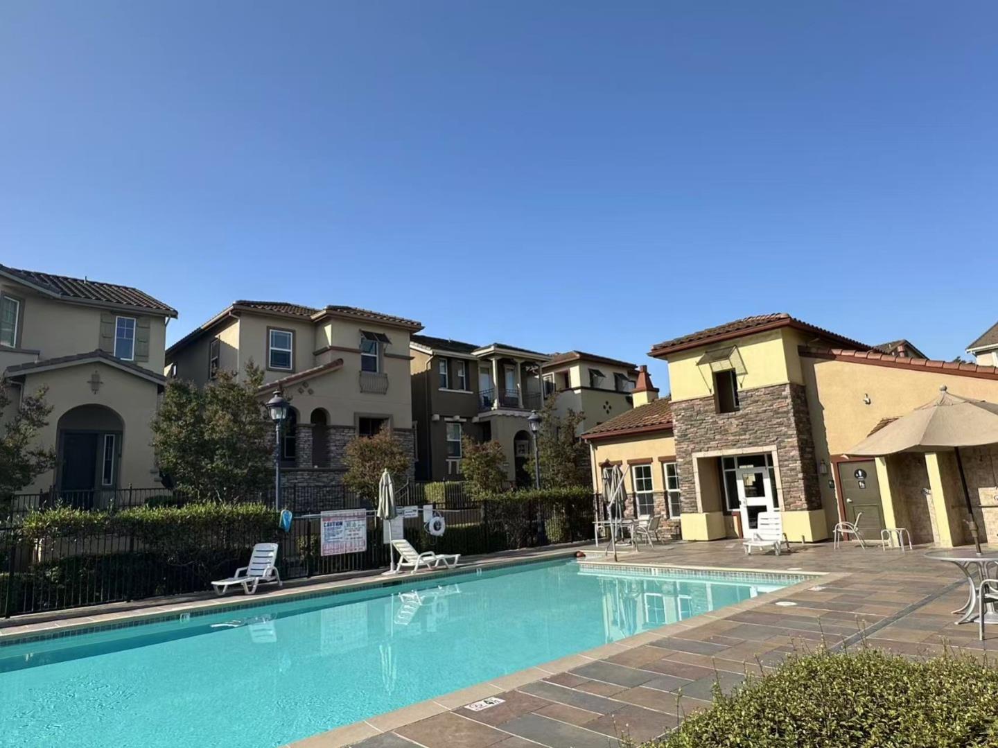 Detail Gallery Image 45 of 46 For 878 Luz Del Sol Loop, Milpitas,  CA 95035 - 3 Beds | 2/1 Baths