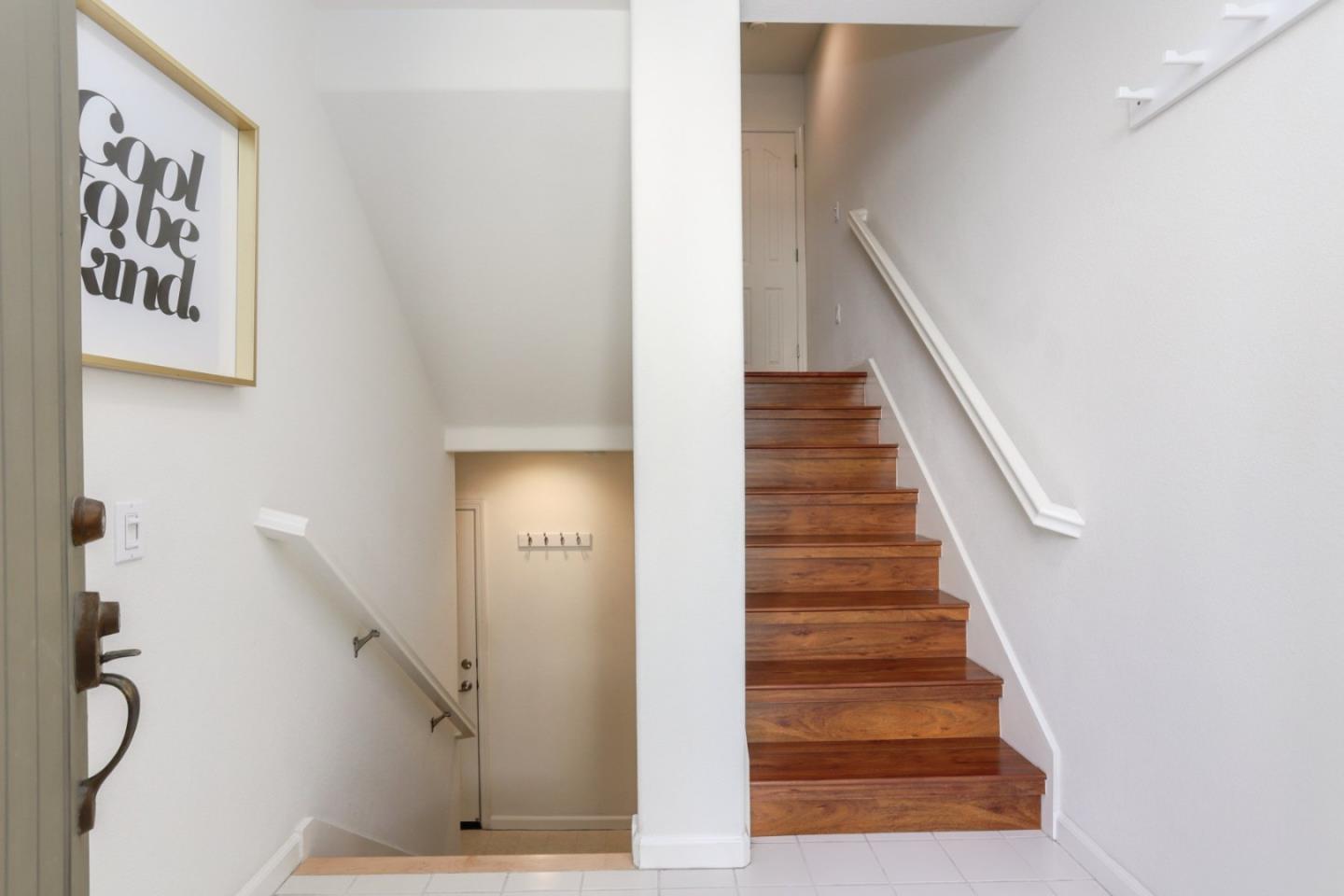 Detail Gallery Image 6 of 46 For 878 Luz Del Sol Loop, Milpitas,  CA 95035 - 3 Beds | 2/1 Baths